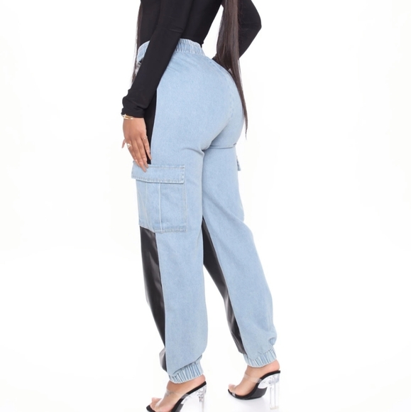 Jeans - Picture 2 of 3